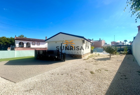 Villa · Revente - Pilar de la Horadada · Pinar de Campoverde · Alicante · Espagne