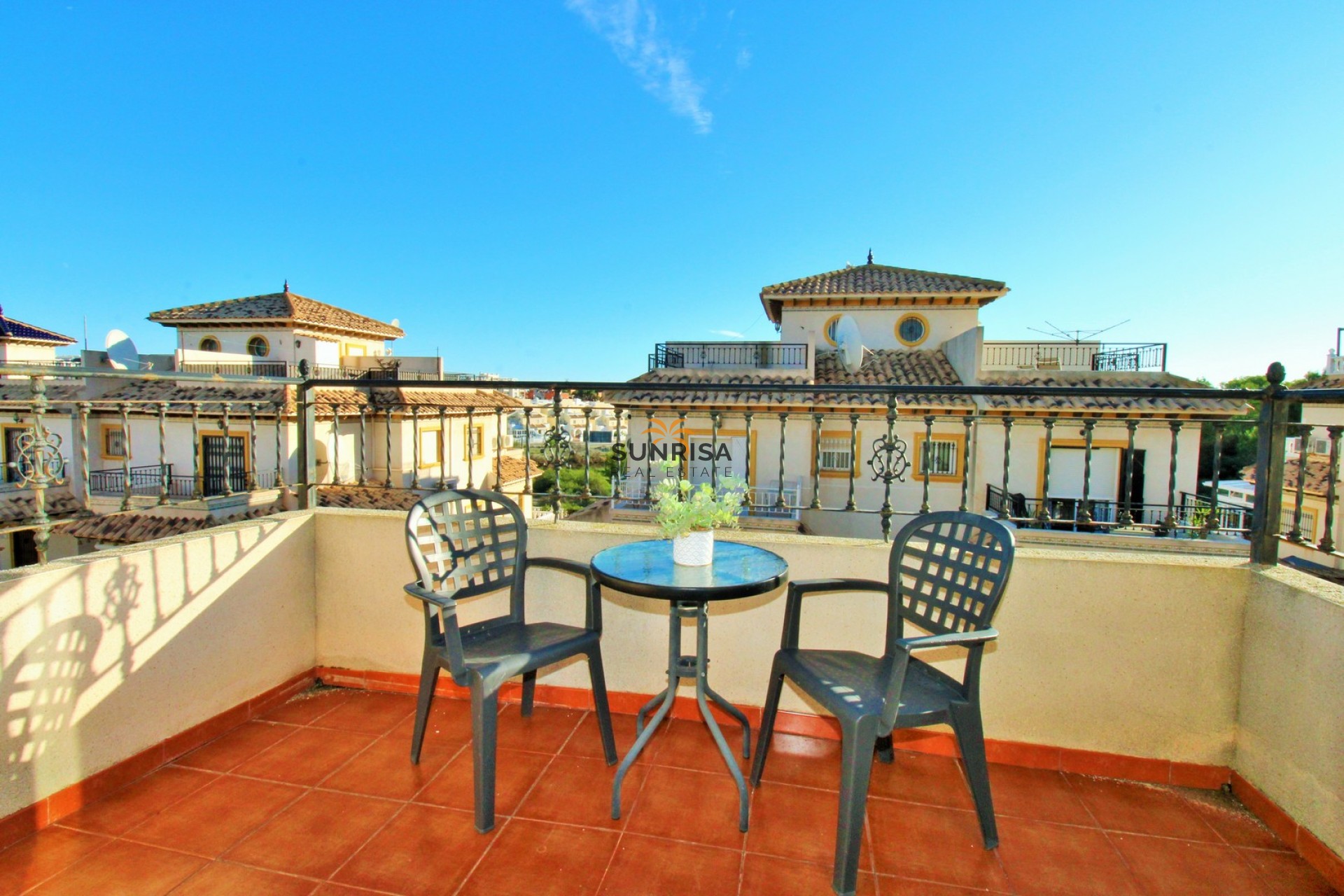 Revente - Maison de ville - Villamartin