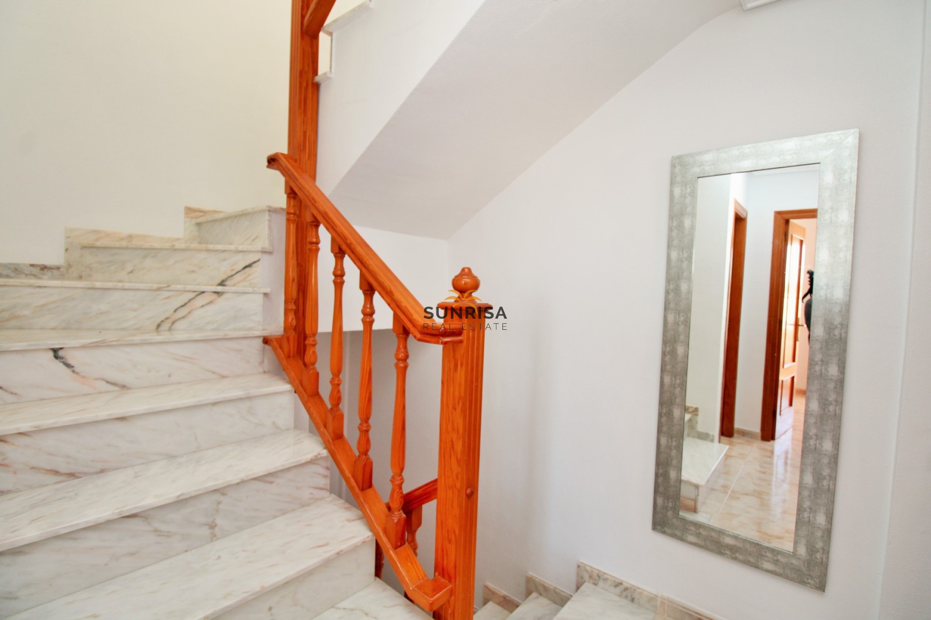 Revente - Maison de ville - Villamartin