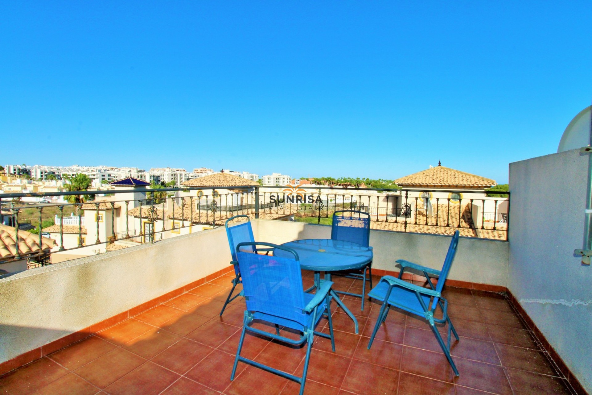 Revente - Maison de ville - Villamartin