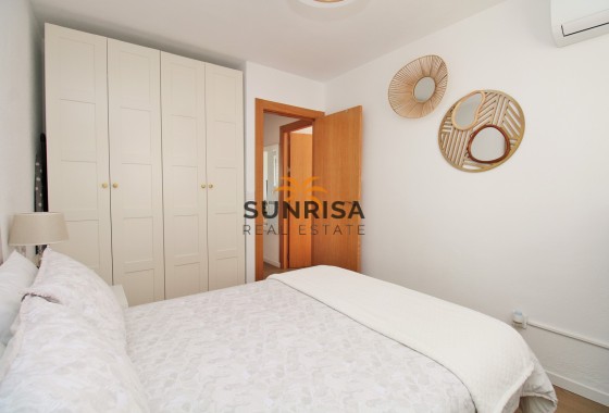 Appartement · Revente - Villamartin · Alicante · Espagne