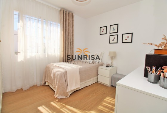 Appartement · Revente - Villamartin · Alicante · Espagne