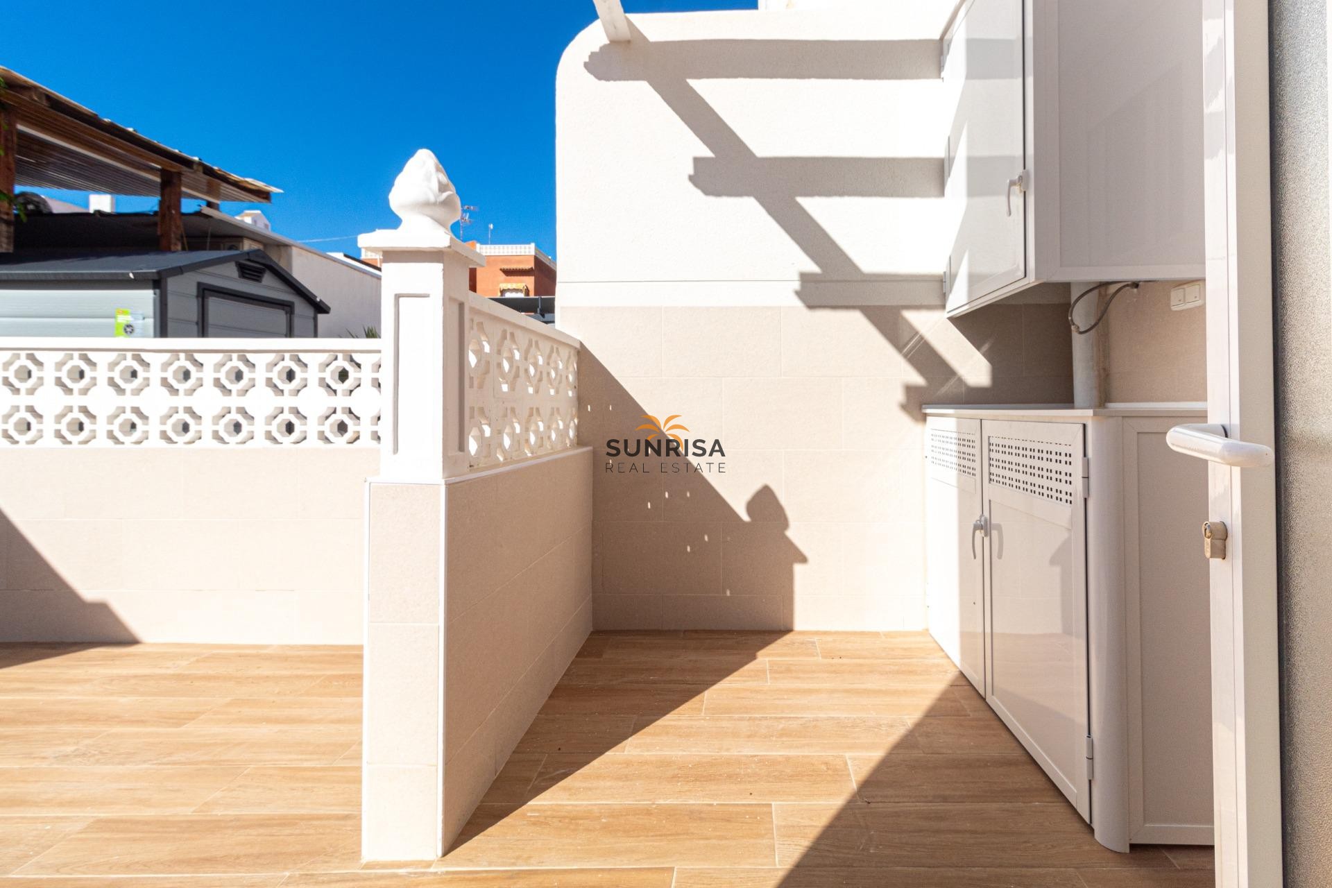 Revente - Maison de ville - Torrevieja