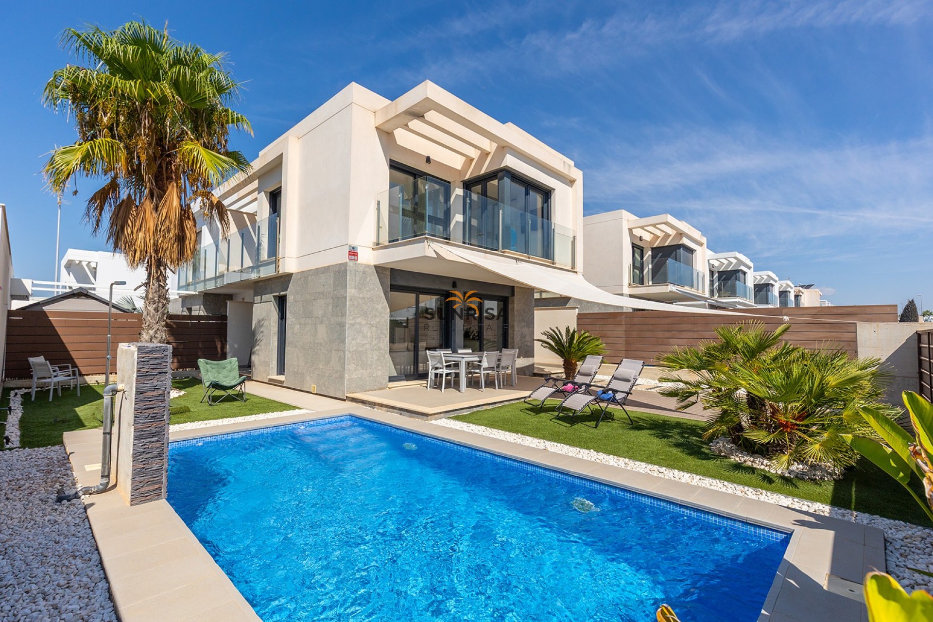 Resale - Villa - Orihuela