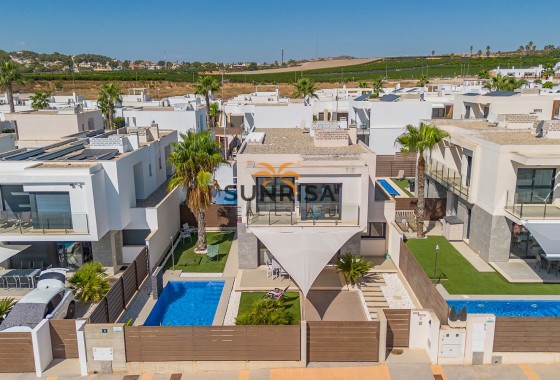 Villa · Resale - Orihuela · Entre Naranjos Vistabella · Alicante · Spain