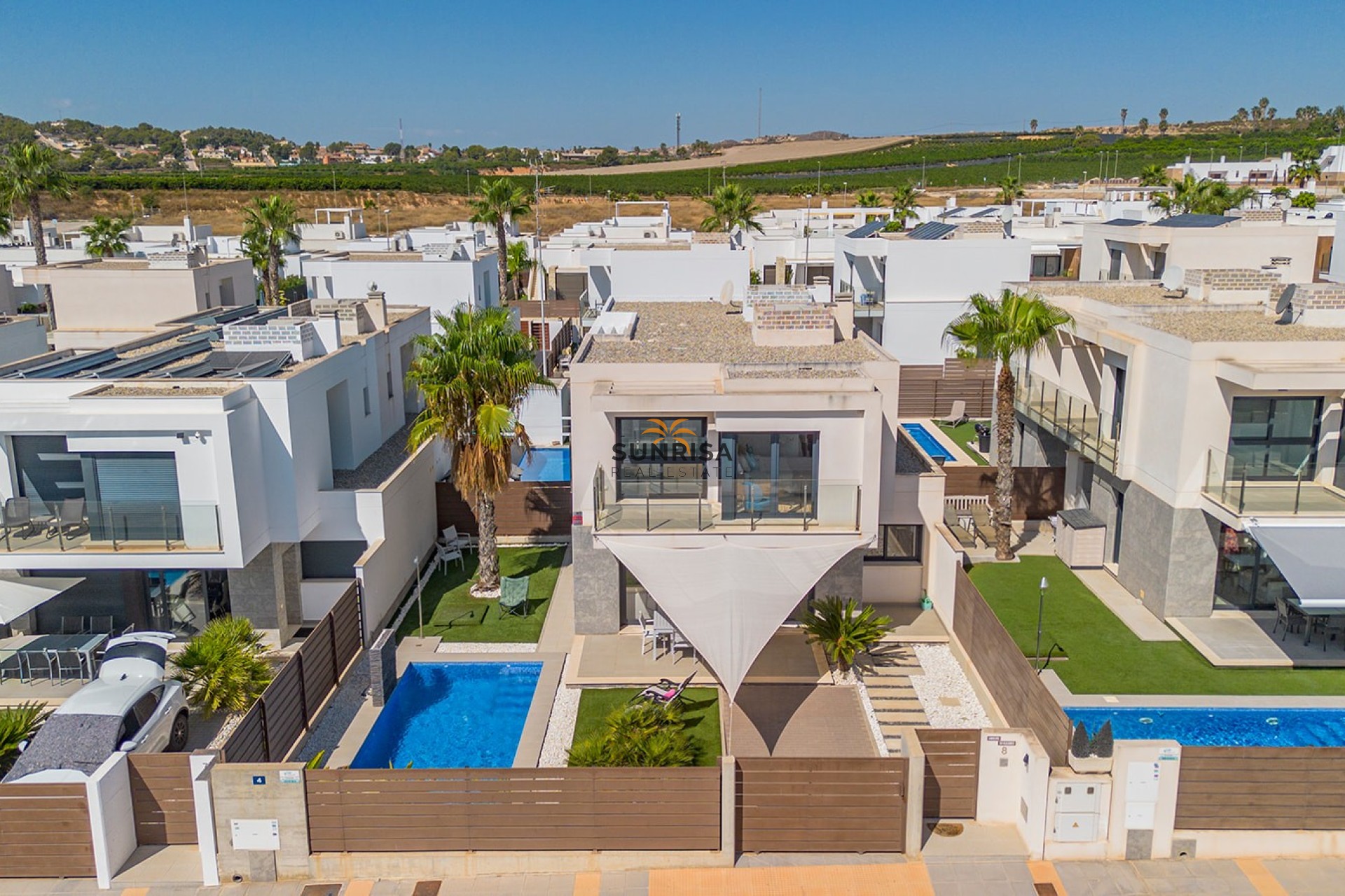 Resale - Villa - Orihuela