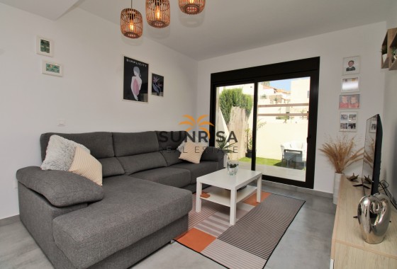 Villa · Herverkoop - Orihuela Costa · PAU 8 · Alicante · Spanje