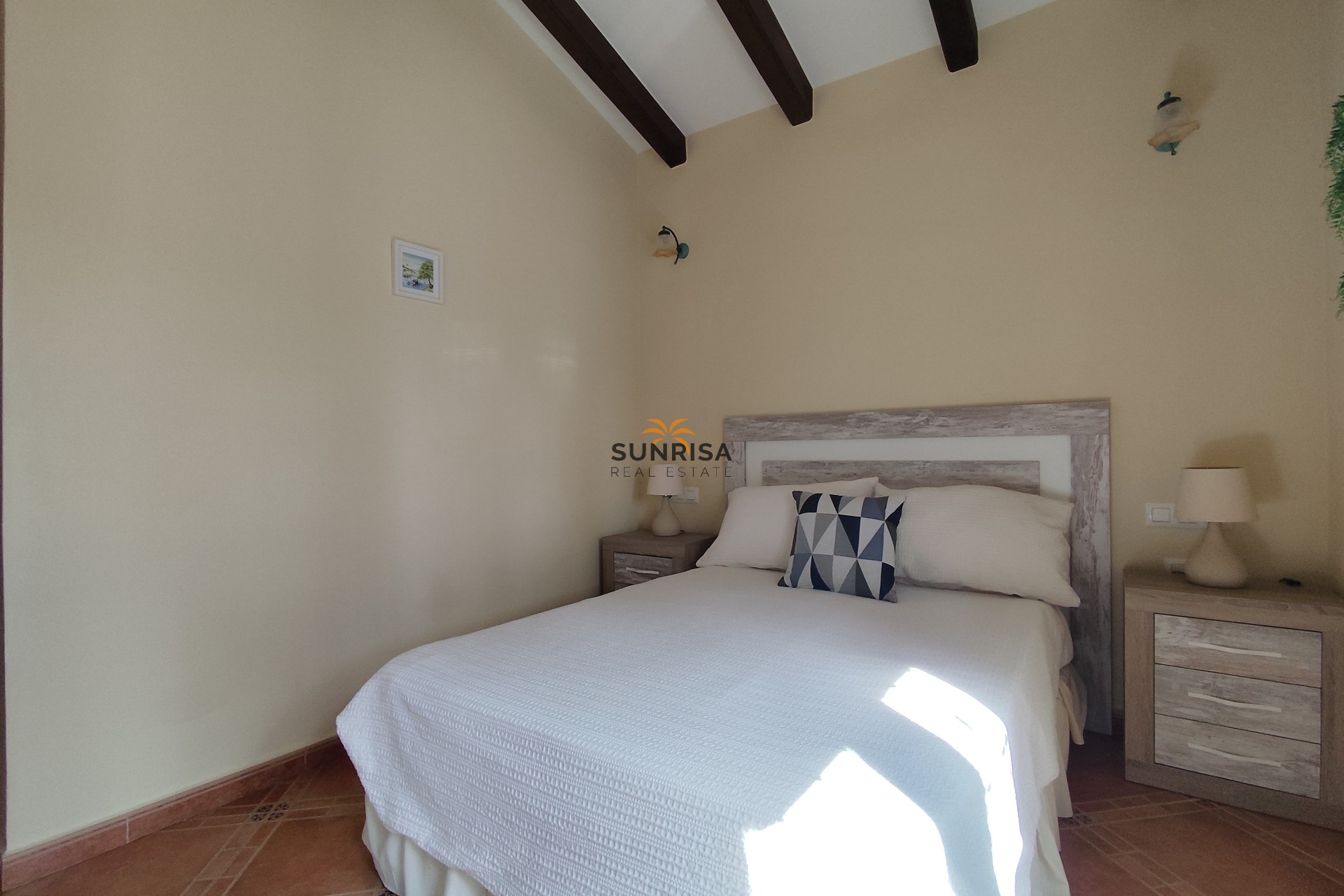 Resale - Villa - Orihuela