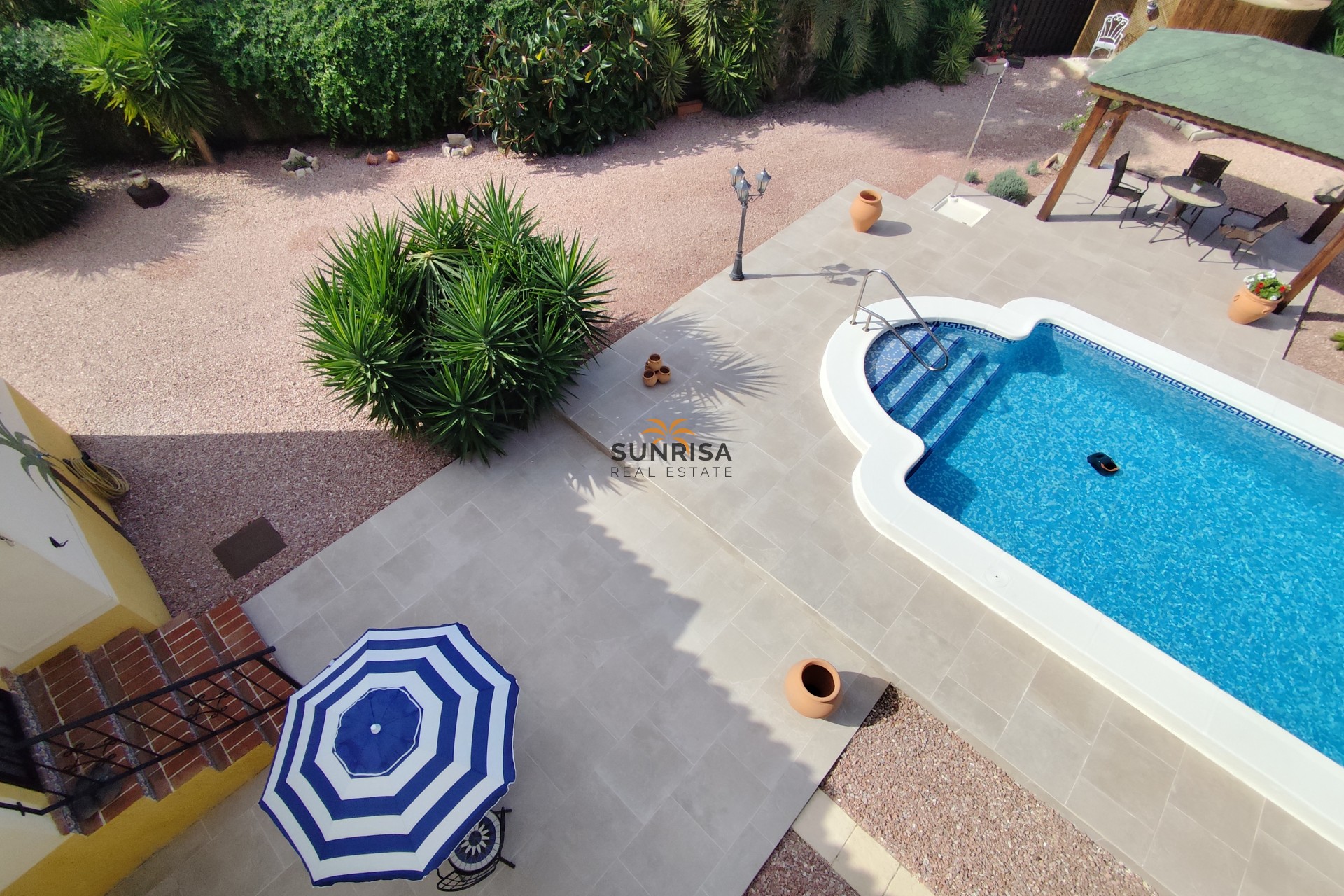 Resale - Villa - Orihuela