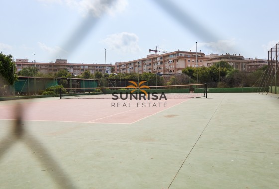 Villa · Herverkoop - Torrevieja · Parque de las Naciones · Alicante · Spanje