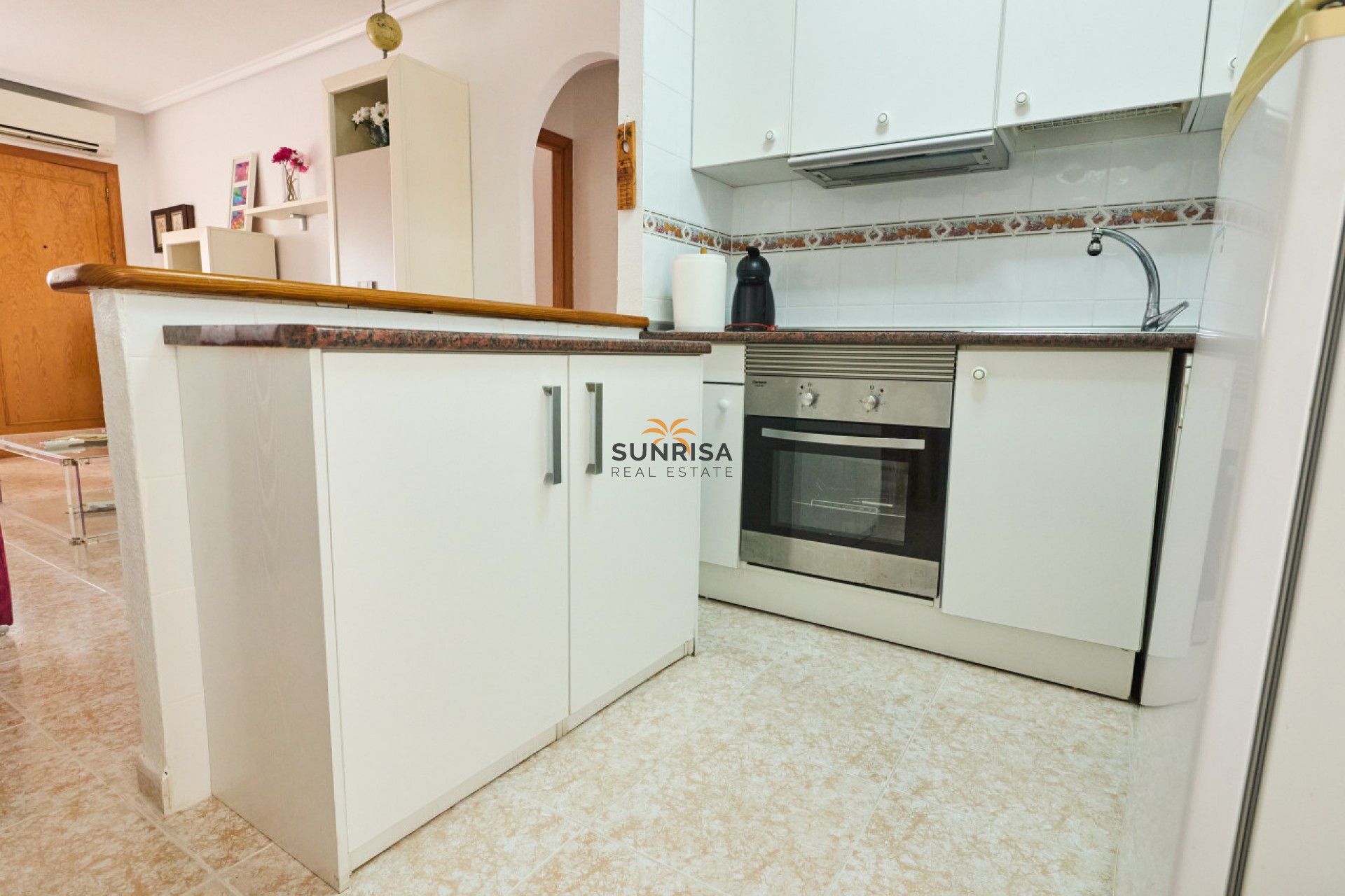 Herverkoop - Villa - Torrevieja