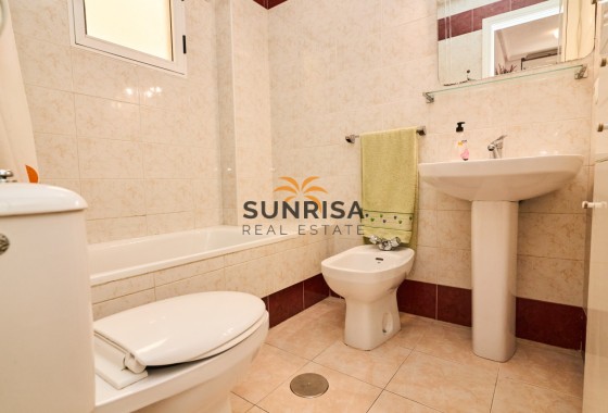Appartement · Herverkoop - Torrevieja · Acequion · Alicante · Spanje