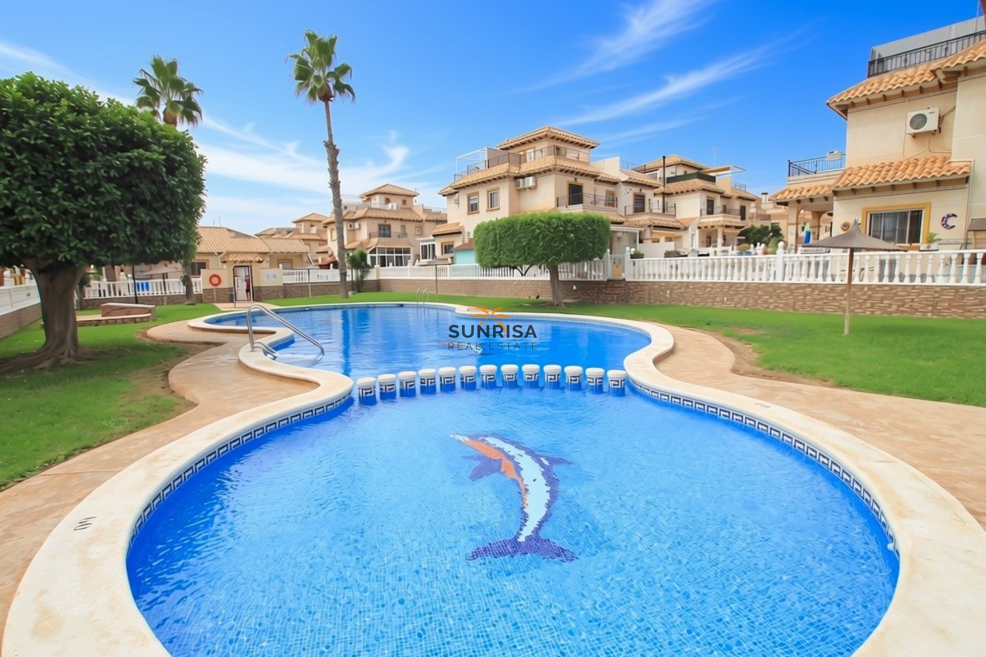 Herverkoop - Herenhuis - Cabo Roig
