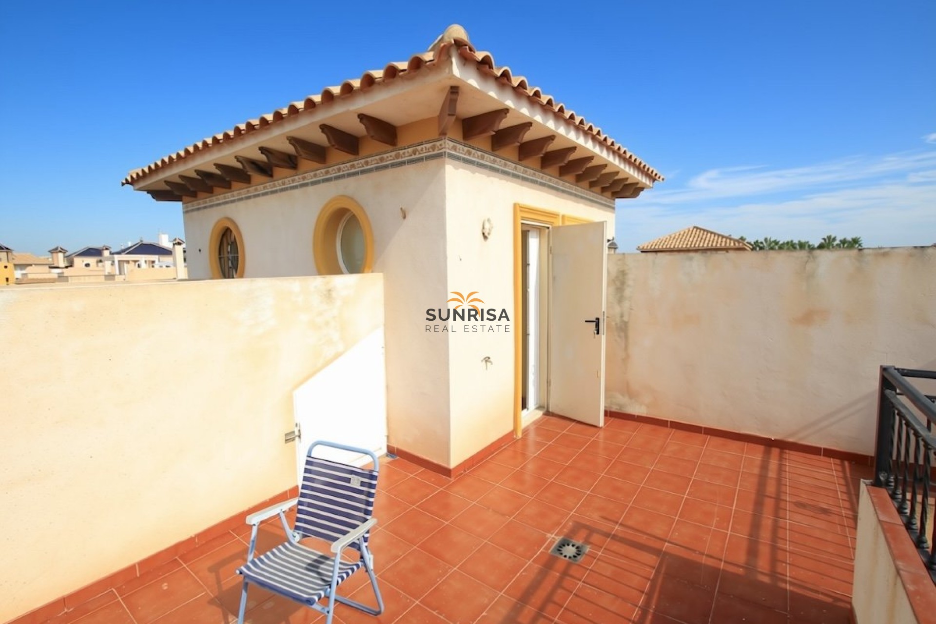 Herverkoop - Herenhuis - Cabo Roig