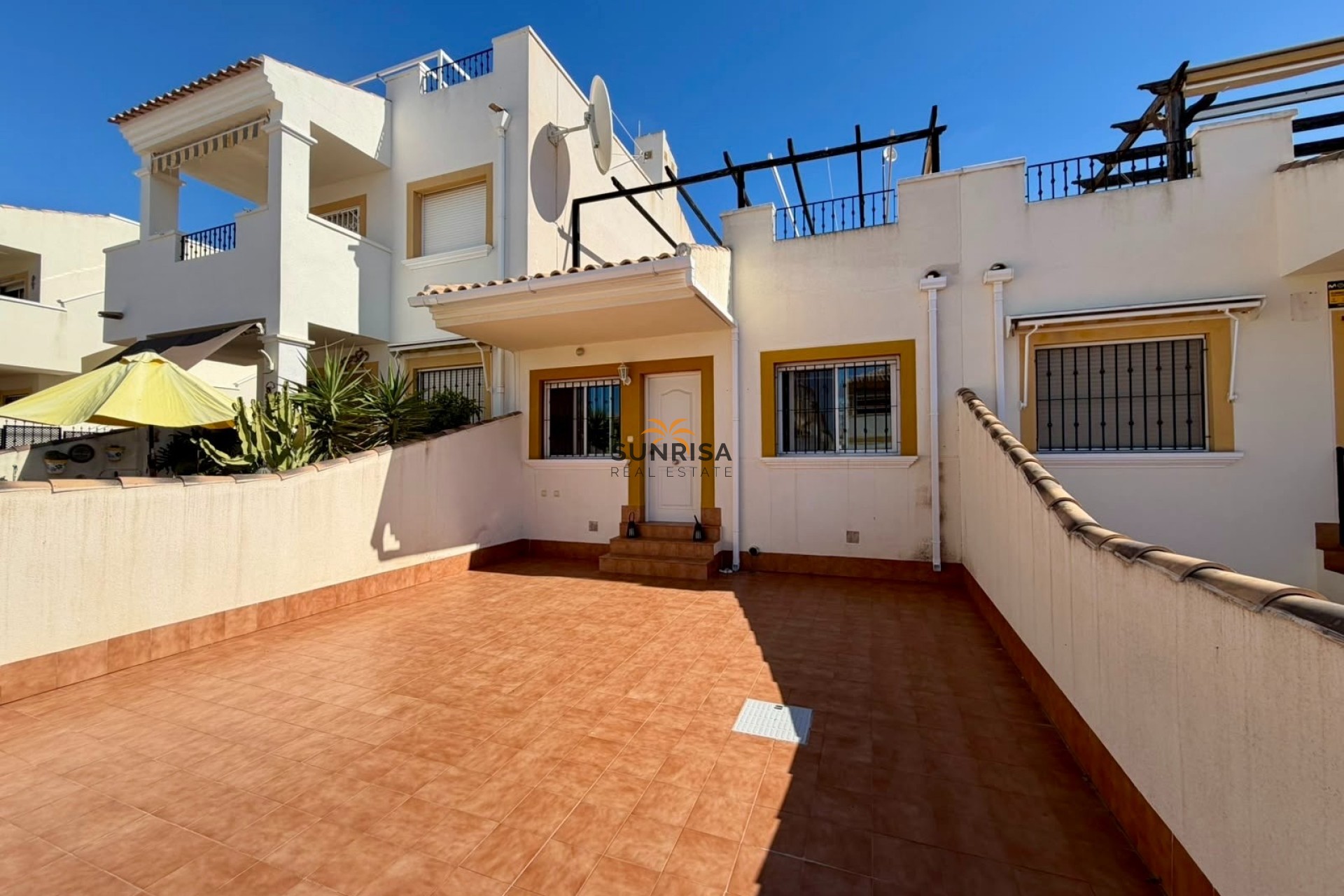Herverkoop - Herenhuis - Orihuela