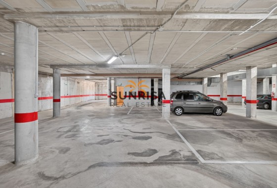 Appartement · Herverkoop - Punta Prima · Alicante · Spanje
