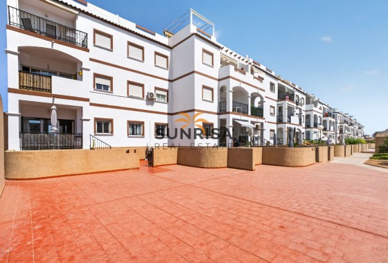 Appartement · Herverkoop - Punta Prima · Alicante · Spanje