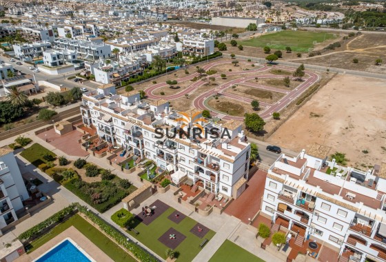 Appartement · Herverkoop - Punta Prima · Alicante · Spanje