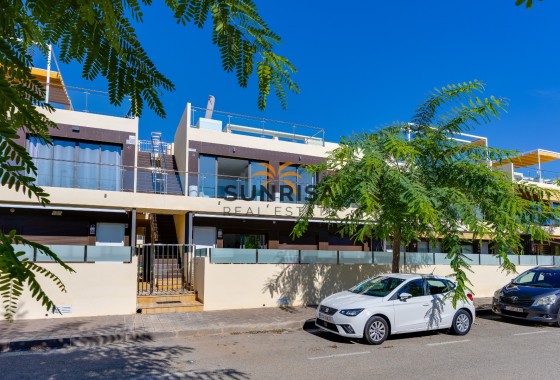 Bungalow · Herverkoop - Pilar de la Horadada · Mil Palmeras · Alicante · Spanje