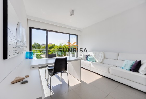 Bungalow · Herverkoop - Pilar de la Horadada · Mil Palmeras · Alicante · Spanje