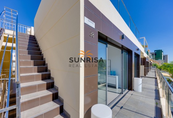 Bungalow · Herverkoop - Pilar de la Horadada · Mil Palmeras · Alicante · Spanje