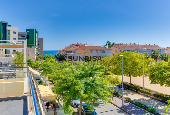 Bungalow · Herverkoop - Pilar de la Horadada · Mil Palmeras · Alicante · Spanje