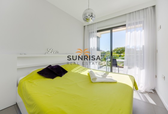 Bungalow · Herverkoop - Pilar de la Horadada · Mil Palmeras · Alicante · Spanje