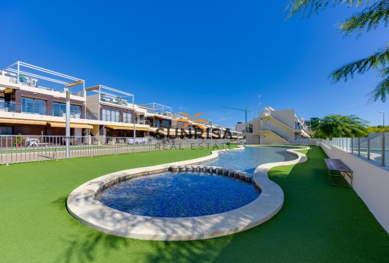 Bungalow · Herverkoop - Pilar de la Horadada · Mil Palmeras · Alicante · Spanje