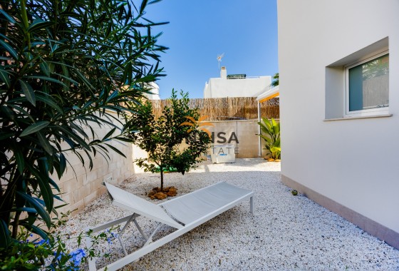 Villa · Herverkoop - Pilar de la Horadada · Alicante · Spanje
