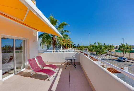 Villa · Herverkoop - Pilar de la Horadada · Alicante · Spanje
