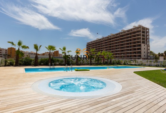 Appartement · Herverkoop - Torrevieja · Punta Prima · Alicante · Spanje