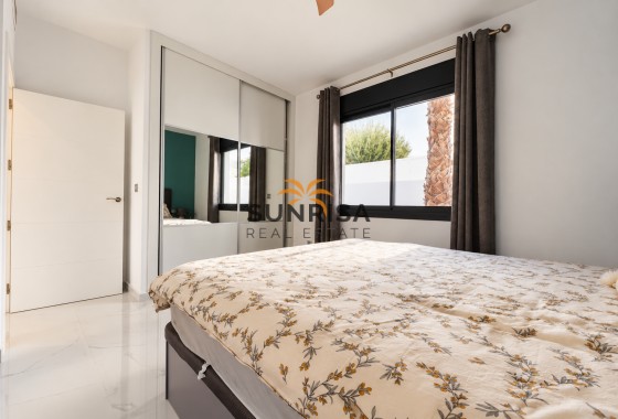 Villa · Herverkoop - San Fulgencio · Urb. La Marina · Alicante · Spanje