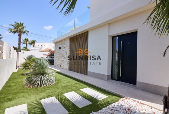 Villa · Herverkoop - Orihuela Costa · Montezenia · Alicante · Spanje