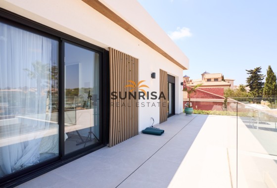 Villa · Herverkoop - Orihuela Costa · Montezenia · Alicante · Spanje
