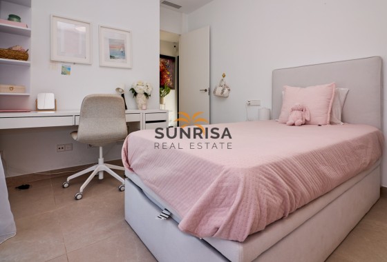 Villa · Herverkoop - Orihuela Costa · Montezenia · Alicante · Spanje