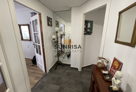 Appartement · Herverkoop - Torrevieja · Centro · Alicante · Spanje