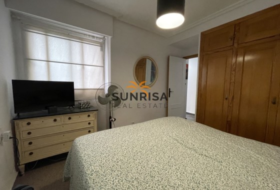 Appartement · Herverkoop - Torrevieja · Centro · Alicante · Spanje
