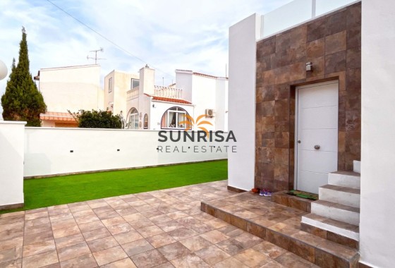 Bungalow · Herverkoop - Orihuela Costa · Playa Flamenca · Alicante · Spanje