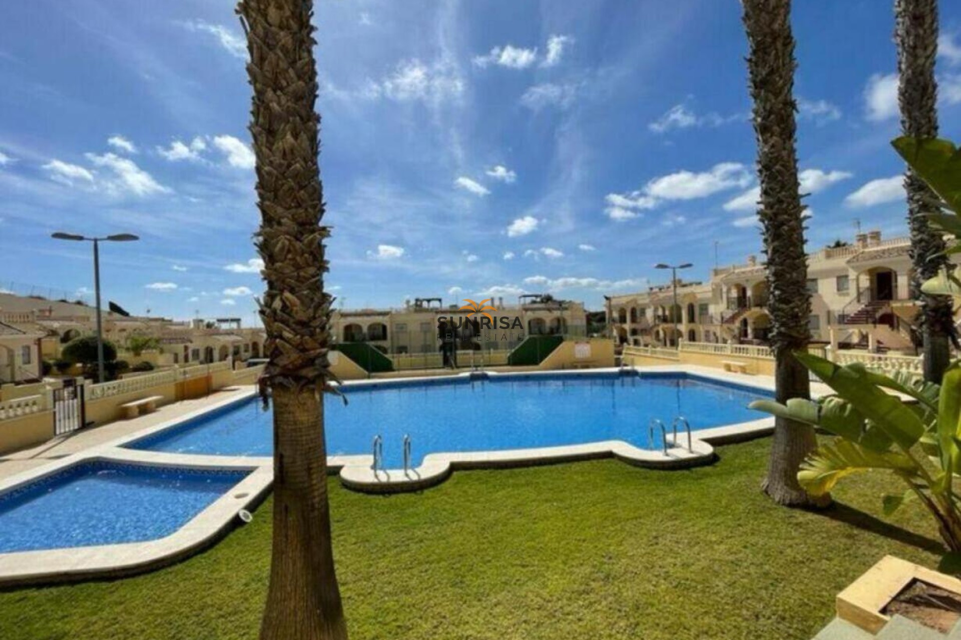 Herverkoop - Appartement - Algorfa