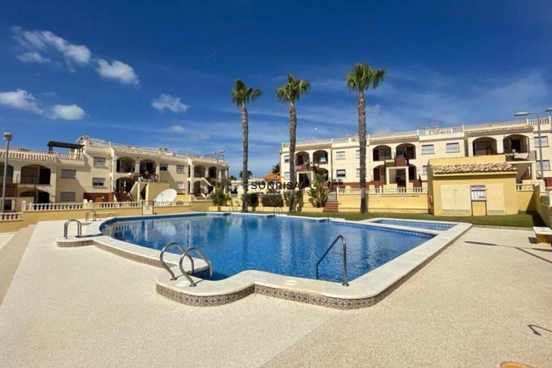 Herverkoop - Appartement - Algorfa