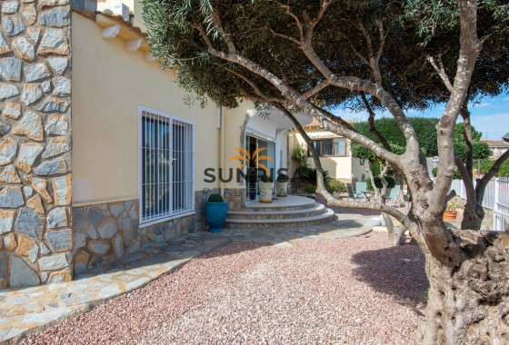 Villa · Herverkoop - Algorfa · Alicante · Spanje