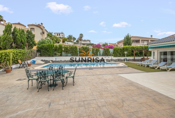 Villa · Herverkoop - Algorfa · Alicante · Spanje
