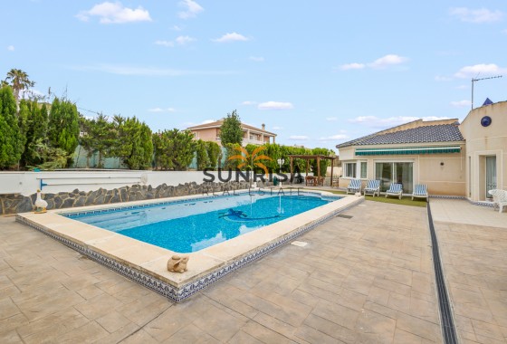 Villa · Herverkoop - Algorfa · Alicante · Spanje
