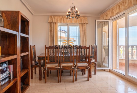 Villa · Herverkoop - Algorfa · Alicante · Spanje
