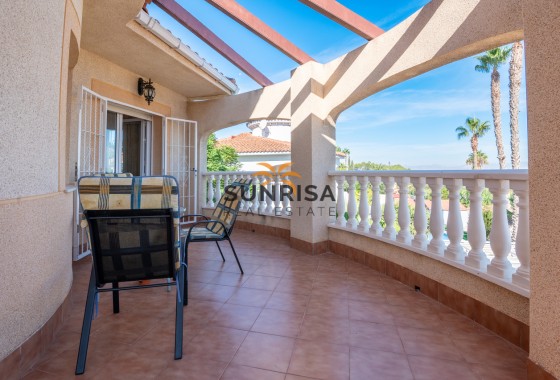 Villa · Herverkoop - Algorfa · Alicante · Spanje