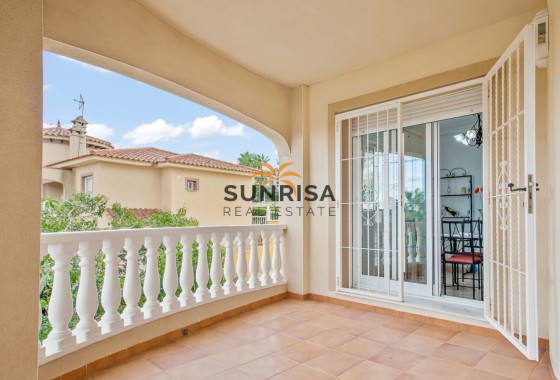 Villa · Herverkoop - Algorfa · Alicante · Spanje