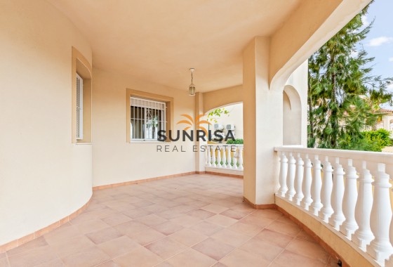 Villa · Herverkoop - Algorfa · Alicante · Spanje