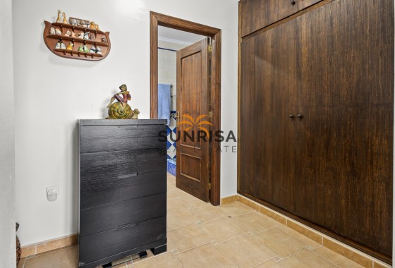 Villa · Herverkoop - Algorfa · Alicante · Spanje