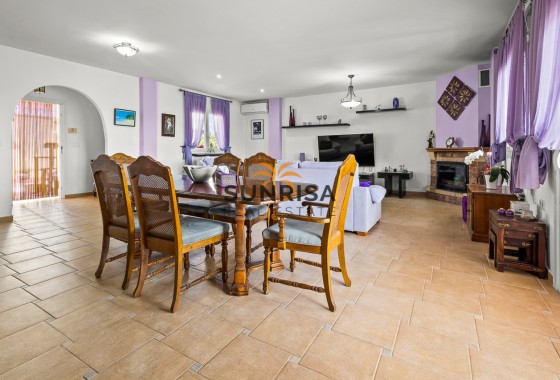 Villa · Herverkoop - Algorfa · Alicante · Spanje