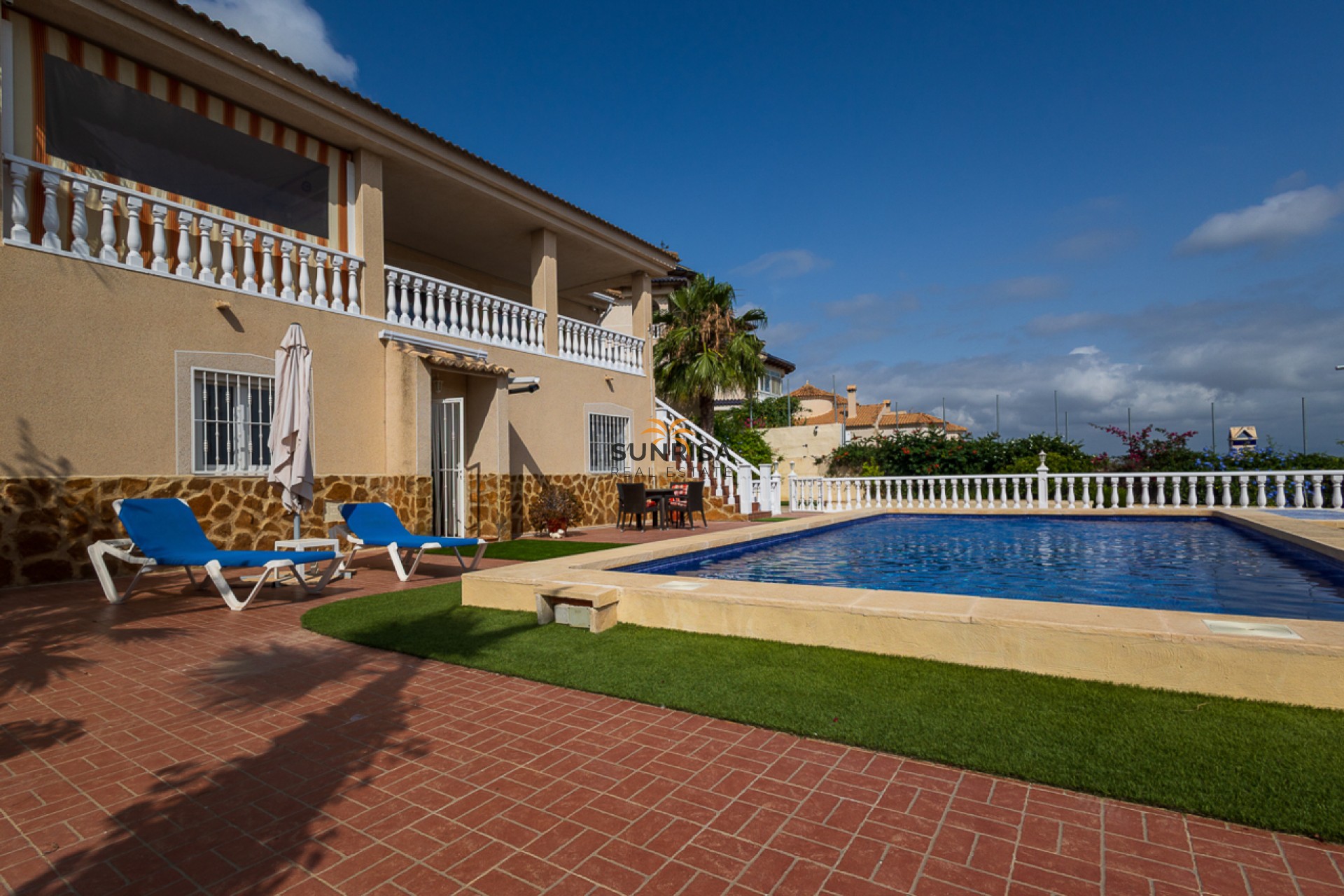 Herverkoop - Villa - Algorfa